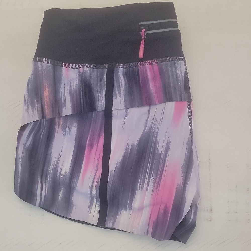 Lululemon Athletica Black and Pink Mini Skirt